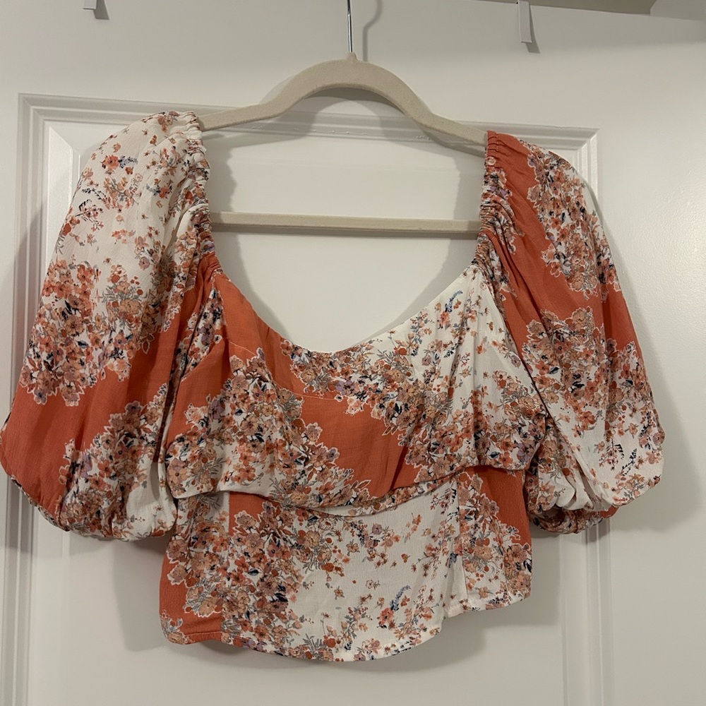 Floral Puff Sleeve Crop Top in Rust and Cream